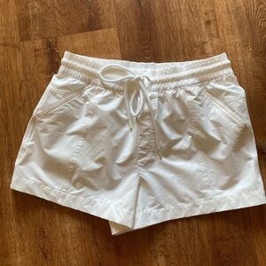 CALIA Crinkle Patch Pocket 4” Shorts
